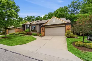 23 Diplomat Dr, Cincinnati, OH 45215 - Photo 3