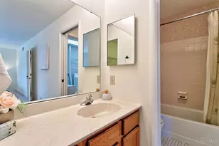57 Evergreen Cir, Wyoming, OH 45215 - Photo 13