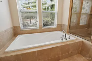 3390 Wasson Rd, Cincinnati, OH 45209 - Photo 23