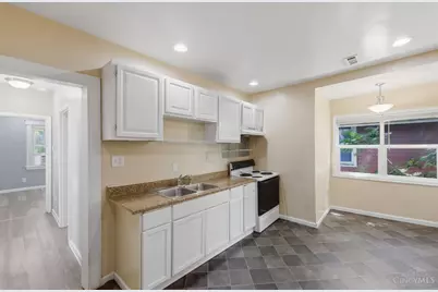 3329 Hackberry Street, Cincinnati, OH 45207 - Photo 21