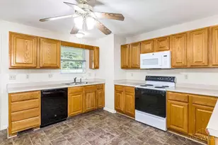 1730 Bloomingdale Ave, Cincinnati, OH 45230 - Photo 15