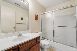 8909 Eagleview Dr, West Chester, OH 45069 - Photo 17