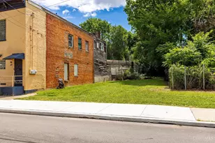 4110 Gordon St, Cincinnati, OH 45223 - Photo 1