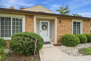 5220 Eaglesnest Dr, Green Township, OH 45248 - Photo 5