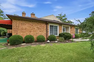 5220 Eaglesnest Dr, Green Township, OH 45248 - Photo 3