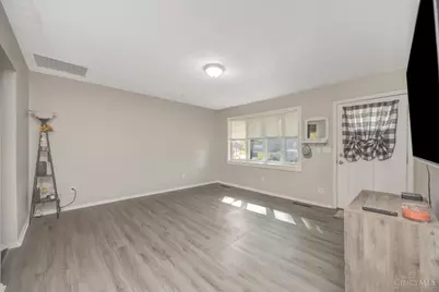 7359 Estate Court, Springfield Township, OH 45224 - Photo 25