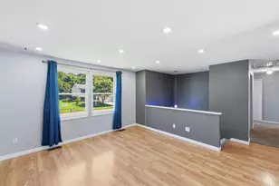 487 Brunswick Dr, Forest Park, OH 45240 - Photo 5