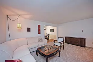 1817 Loisdale Ct, Anderson Township, OH 45255 - Photo 5