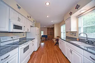 1817 Loisdale Ct, Anderson Township, OH 45255 - Photo 11