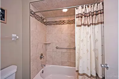 1817 Loisdale Court, Cincinnati, OH 45255 - Photo 27