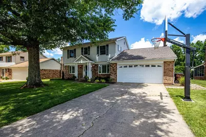 7300 Pickway Drive, Miami Township, OH 45233 - Photo 3