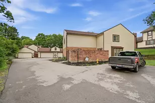 1360 Black Forest Dr, West Carrollton, OH 45449 - Photo 1