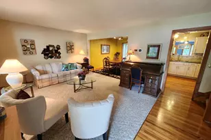 5619 Woodhaven Dr, Green Township, OH 45248 - Photo 3