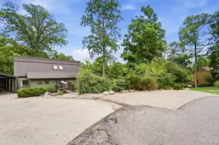 1032 St Moritz Ct, Lawrenceburg, IN 47025 - Photo 9
