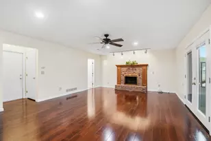 137 Palm Springs Dr, Fairfield, OH 45014 - Photo 13