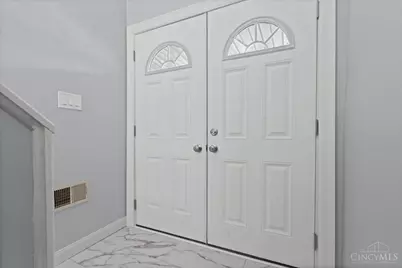 10298 Storm Drive, Colerain Township, OH 45251 - Photo 5