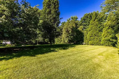 8085 Winton Road, Springfield Township, OH 45224 - Photo 9