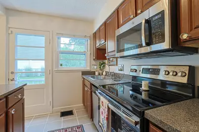 3557 Grandin Road, Cincinnati, OH 45226 - Photo 15