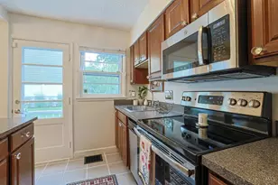 3557 Grandin Rd, Cincinnati, OH 45226 - Photo 15