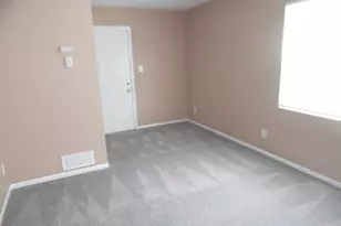 1613 Kenway Pl, Middletown, OH 45044 - Photo 7