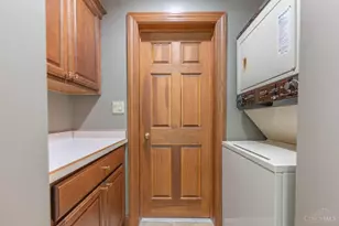 514 Shambord Cir, Kettering, OH 45429 - Photo 31