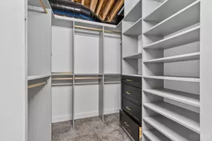 214 E 14th St, Cincinnati, OH 45202 - Photo 23