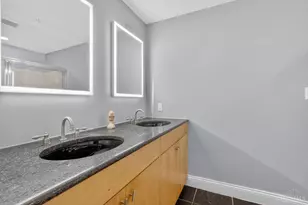 214 E 14th St, Cincinnati, OH 45202 - Photo 25