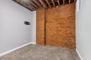 214 E 14th St, Cincinnati, OH 45202 - Photo 29