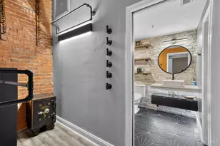 214 E 14th St, Cincinnati, OH 45202 - Photo 19