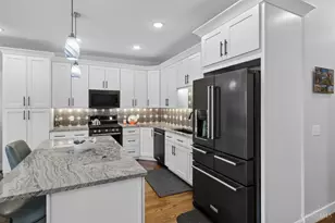 5749 Sanctuary Pl, Cincinnati, OH 45230 - Photo 27