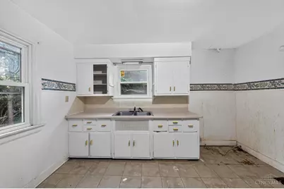 1824 Sterling Avenue, Cincinnati, OH 45239 - Photo 5