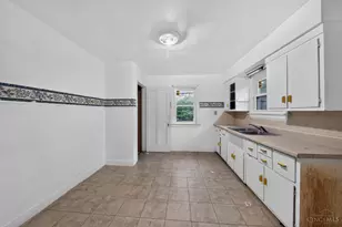 1824 Sterling Ave, Cincinnati, OH 45239 - Photo 3