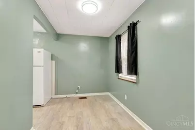 5654 Surrey Avenue, Green Township, OH 45248 - Photo 15