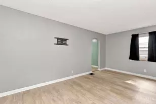 5654 Surrey Ave, Green Township, OH 45248 - Photo 13