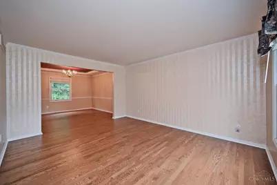 935 Paxton Lake Cove, Miami Township, OH 45140 - Photo 9