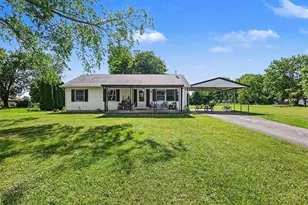 141 Munster Dr, Perry Township, OH 45118 - Photo 1