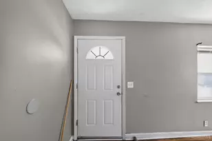 5804 Argus Rd, Cincinnati, OH 45224 - Photo 3