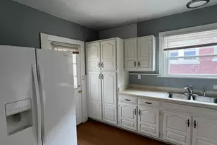 451 Lloyd Pl, Cincinnati, OH 45243 - Photo 5
