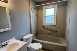 451 Lloyd Pl, Cincinnati, OH 45243 - Photo 9