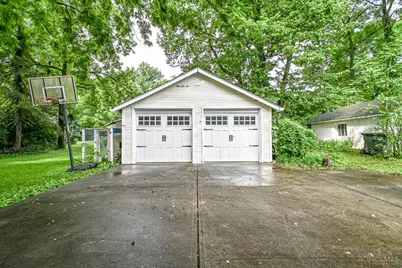1525 Maple Avenue, Cincinnati, OH 45215 - Photo 43