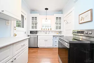 1525 Maple Ave, Cincinnati, OH 45215 - Photo 17