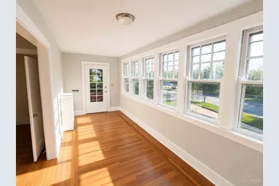 1307 Paxton Avenue, Cincinnati, OH 45208 - Photo 3