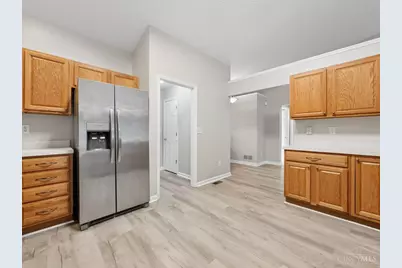 300 Sackett Drive, Monroe, OH 45050 - Photo 9
