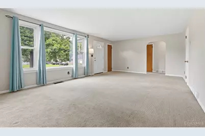 320 N Wall Street, Loveland, OH 45140 - Photo 9