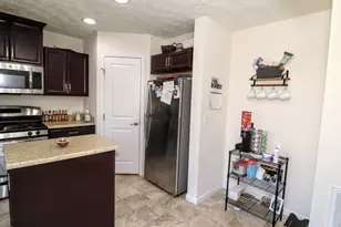 1408 Golden Eagle Dr, Troy, OH 45373 - Photo 19