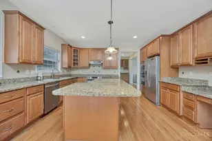 8163 Alpine Aster Ct, Liberty Township, OH 45044 - Photo 9