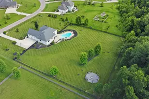 2300 Triple Creek Ct, Turtle Creek Township, OH 45036 - Photo 3