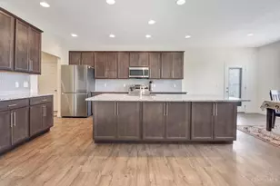 10312 Tice St, Washington Twp, OH 45458 - Photo 15