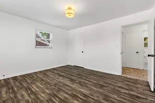 4947 Charlemar Dr, Cincinnati, OH 45227 - Photo 11