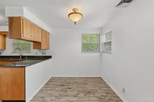 4947 Charlemar Dr, Cincinnati, OH 45227 - Photo 17